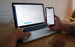 Macro巨汇全球金融市场分析：动态解析与策略应对